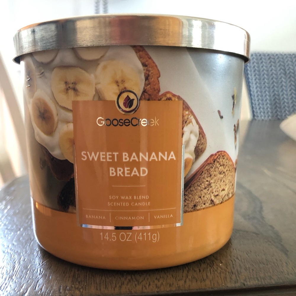 Goose Creek Sweet Banana Bread Scented Candle - Yellow/Beige